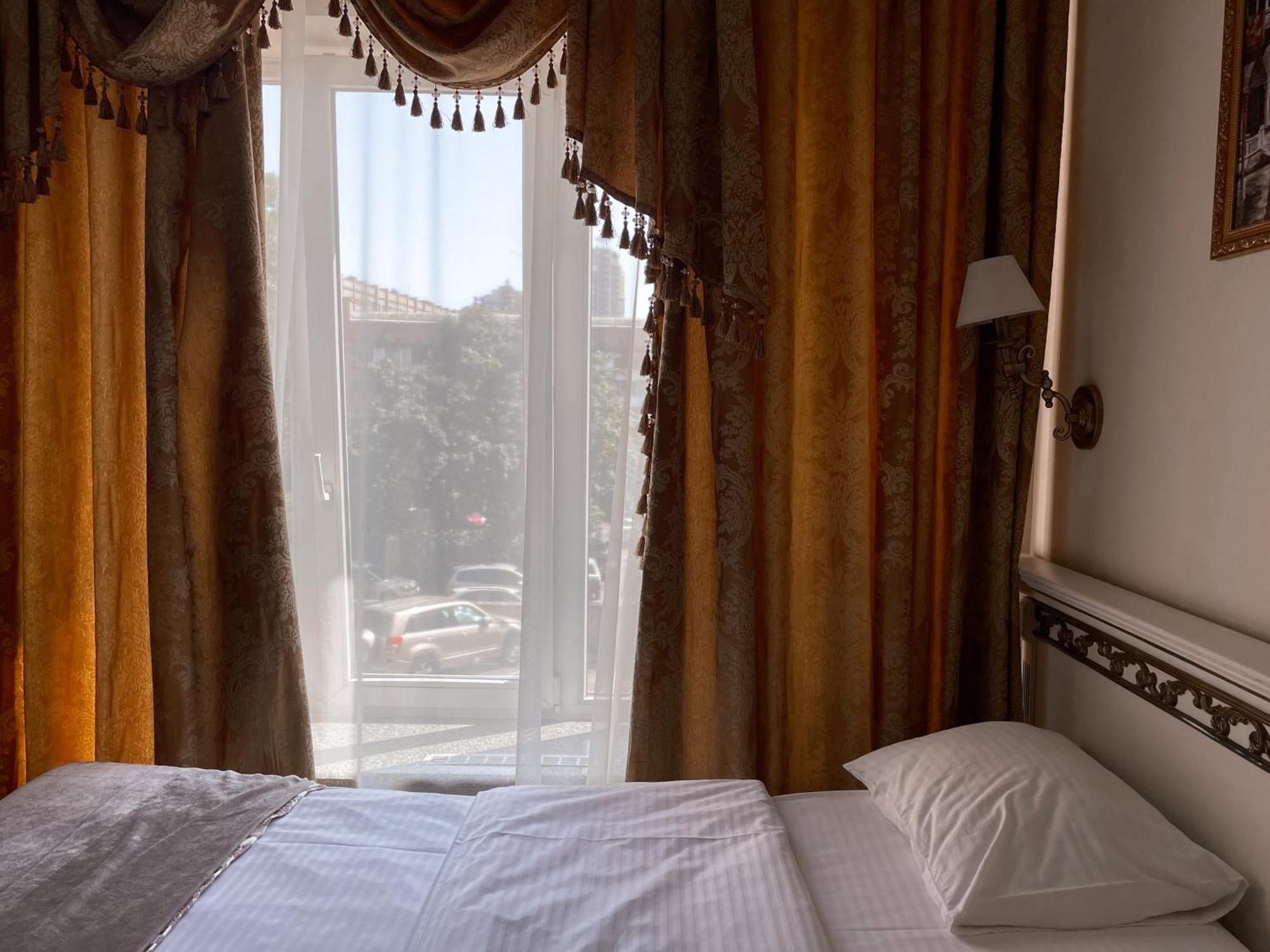 Royal City Hotel Kiev Eksteriør bilde