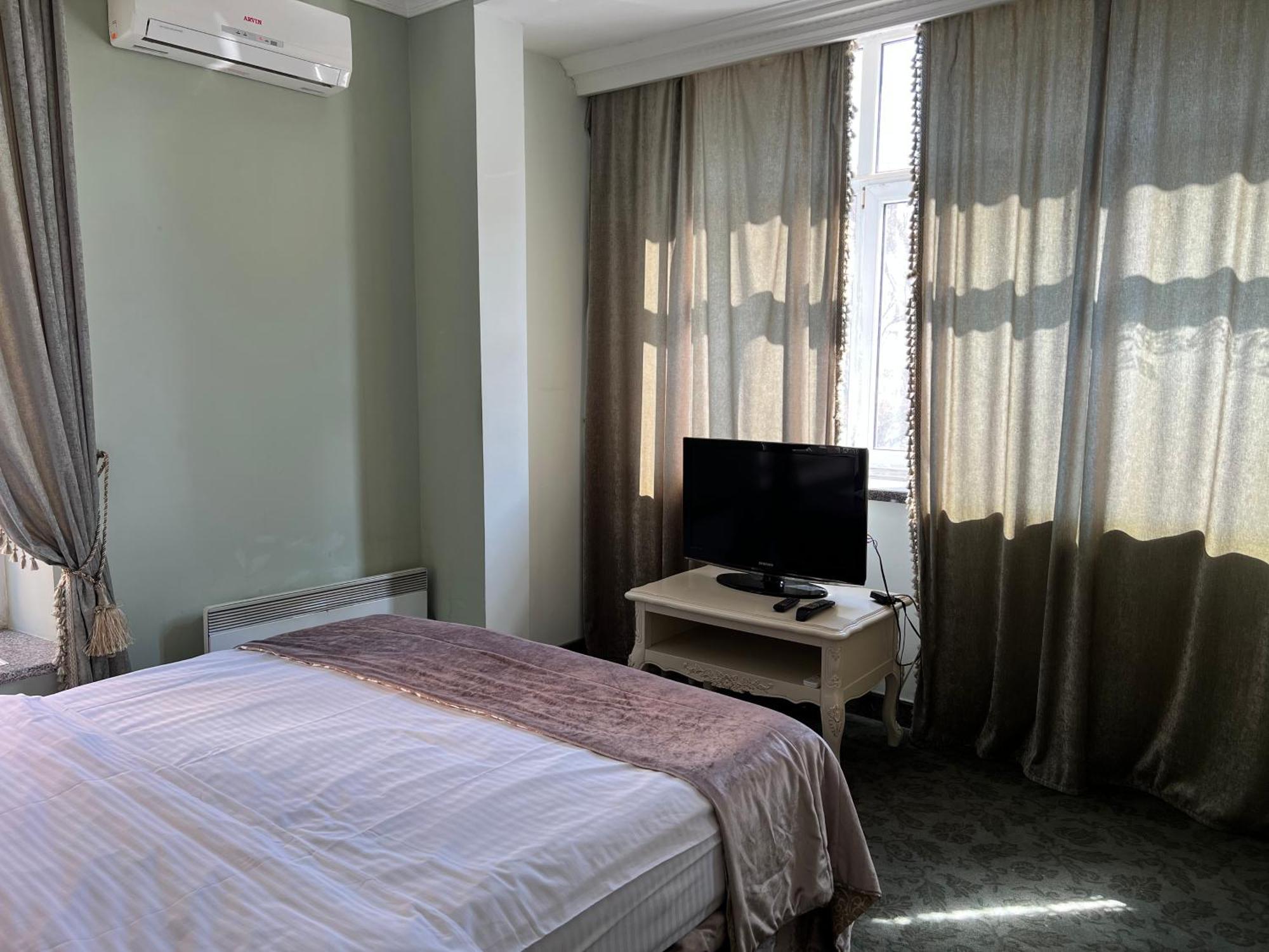Royal City Hotel Kiev Rom bilde
