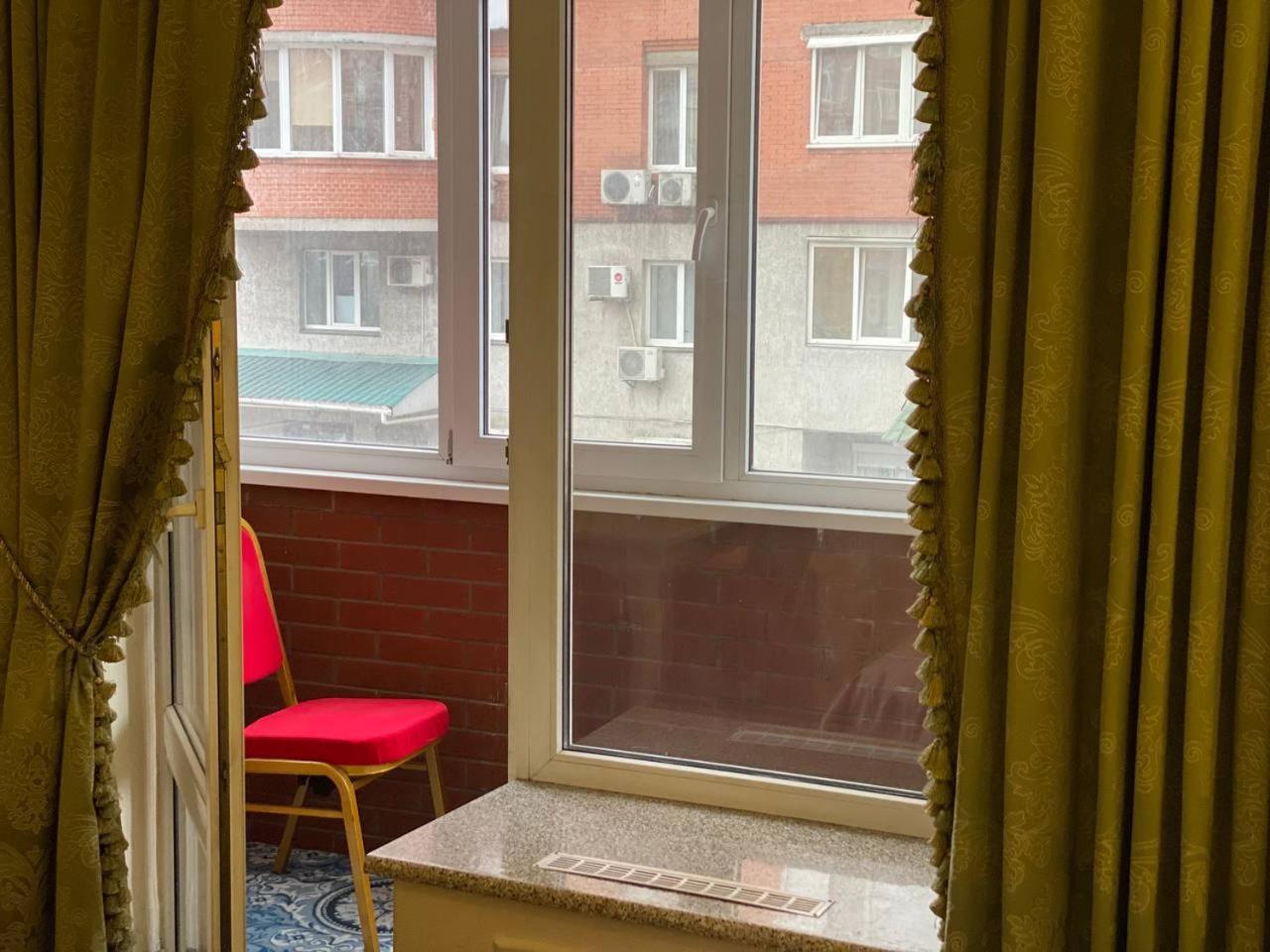 Royal City Hotel Kiev Eksteriør bilde